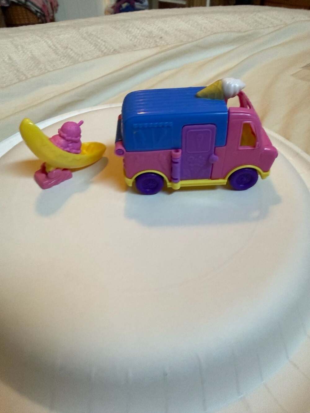 Vintage Polly Pocket Tiny World Pink Ice Cream Truck and Banana Boat